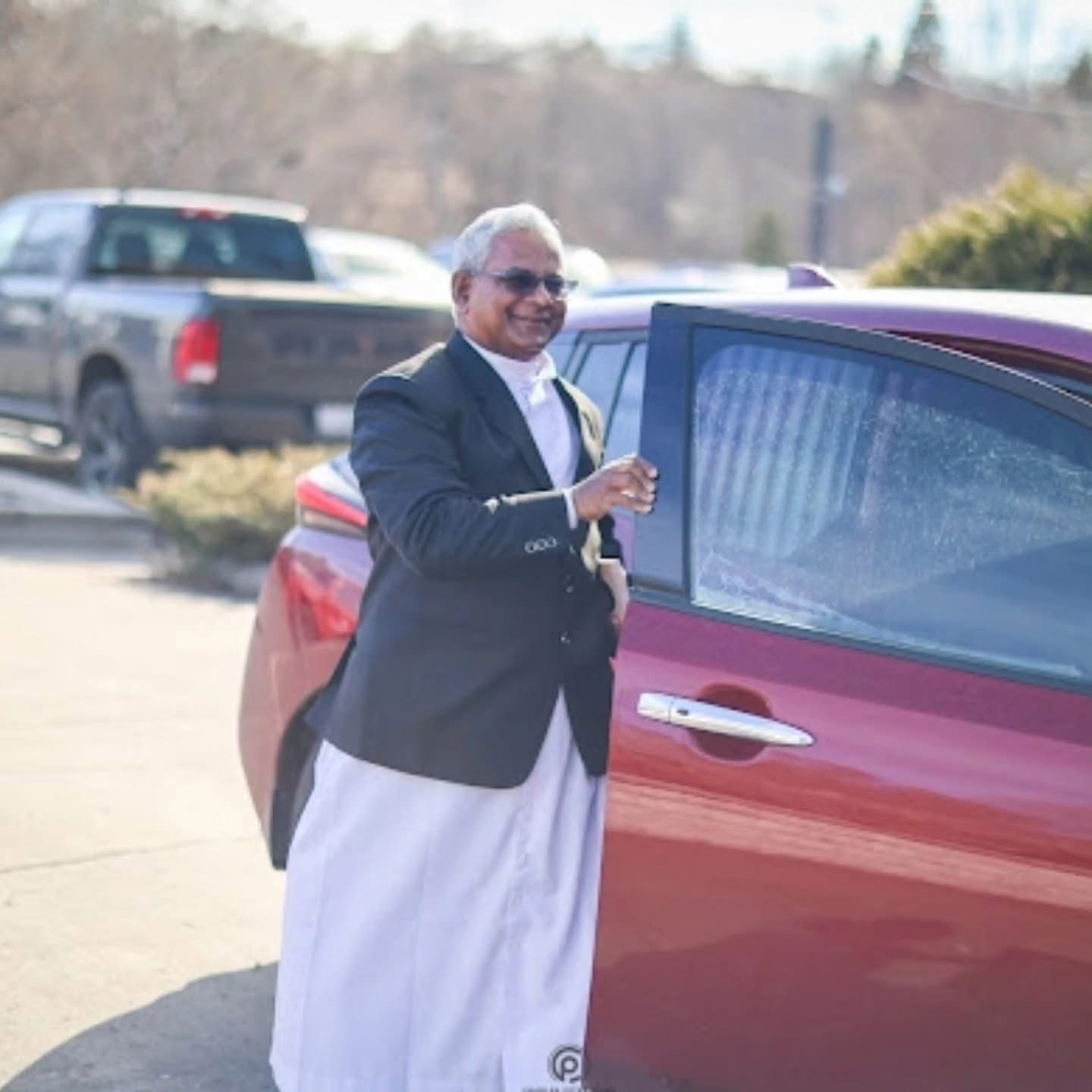 Welcome to Fr. Giju Varghese